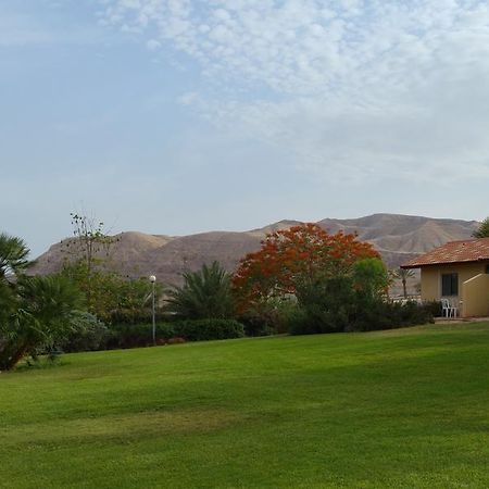 Almog Kibbutz Hotel Esterno foto