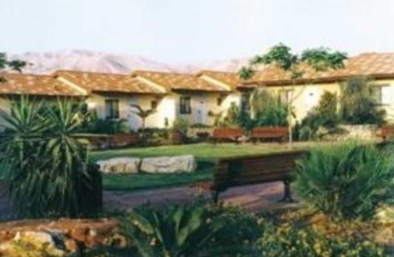 Almog Kibbutz Hotel Esterno foto